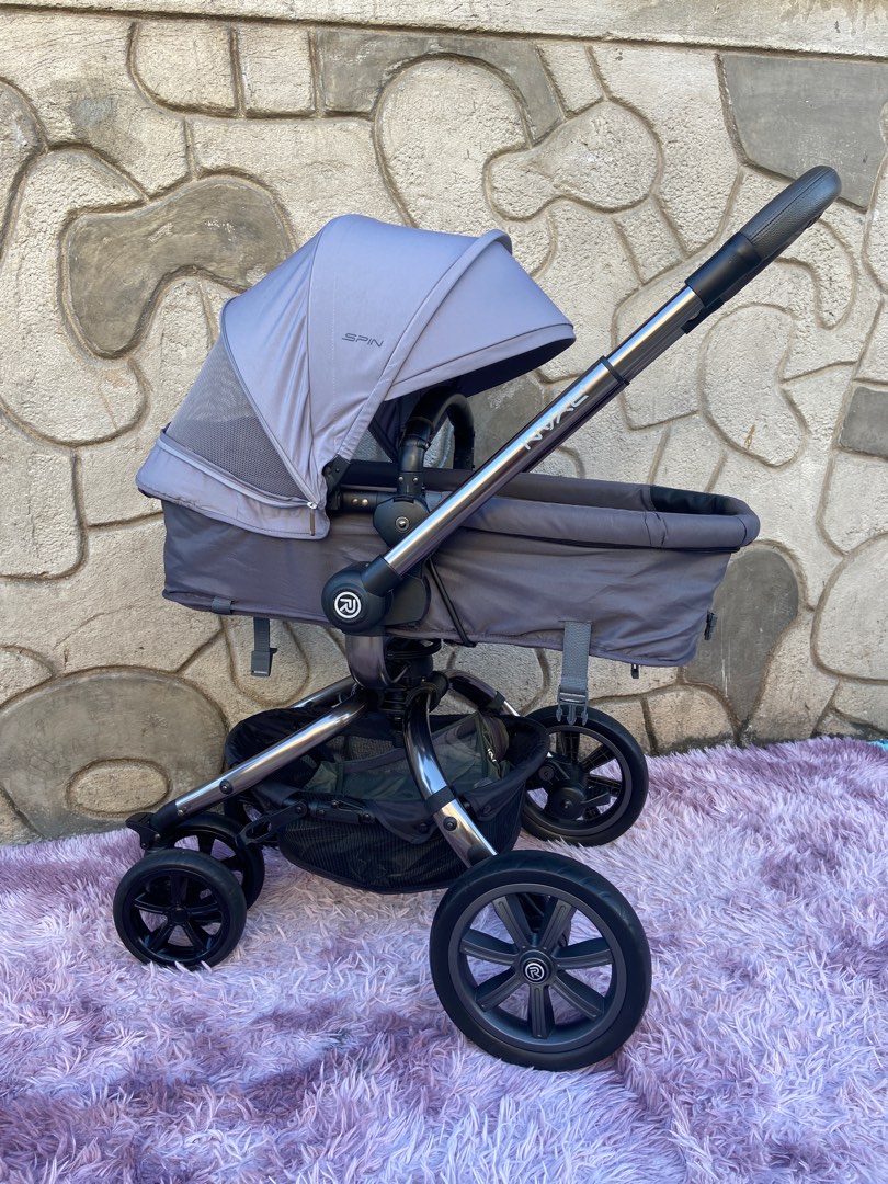Ryan Spin 360 Stroller with Rain Cover Babies Kids Going Out