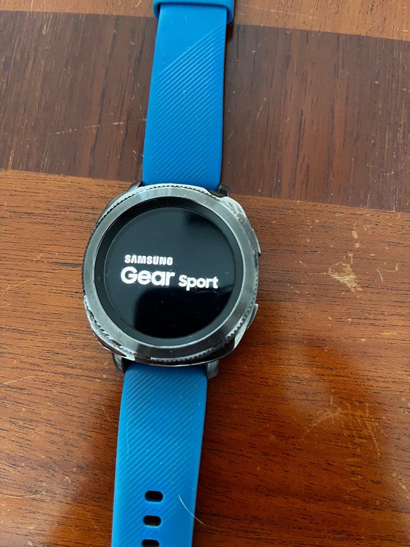 Samsung Gear Sports smart watch Mobile Phones Gadgets