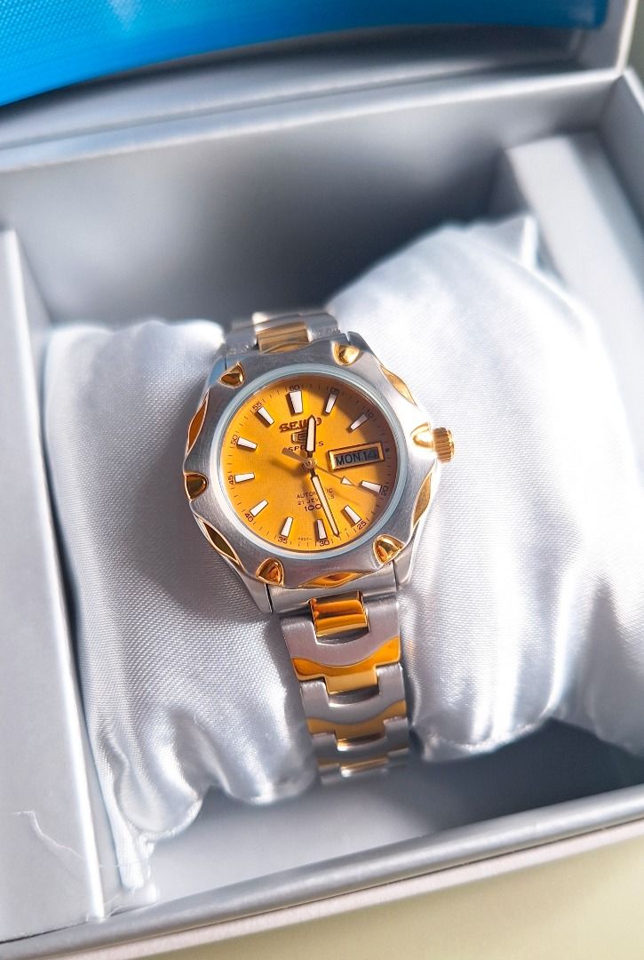 Seiko 5 Sports Automatic 21 Jewels 100M Brand New Luxury Watches