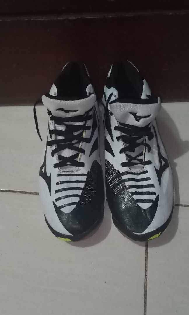 Olx shop sepatu mizuno