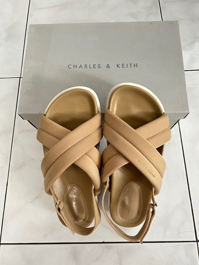 Sepatu sandal sales charles and keith