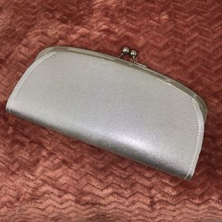 silver clutch bag
