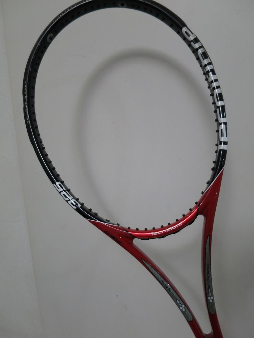 TecniFibre T-Fight 325 325g 97sq G3 2 rackets, Sports Equipment