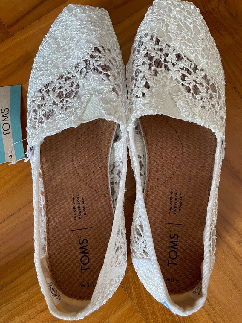 White lace toms store