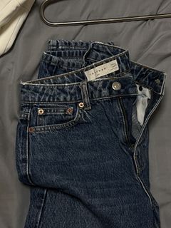 (Category: ) located in . Submitted by aclhv (Listing ID 1279658026, Image 1). Description: .