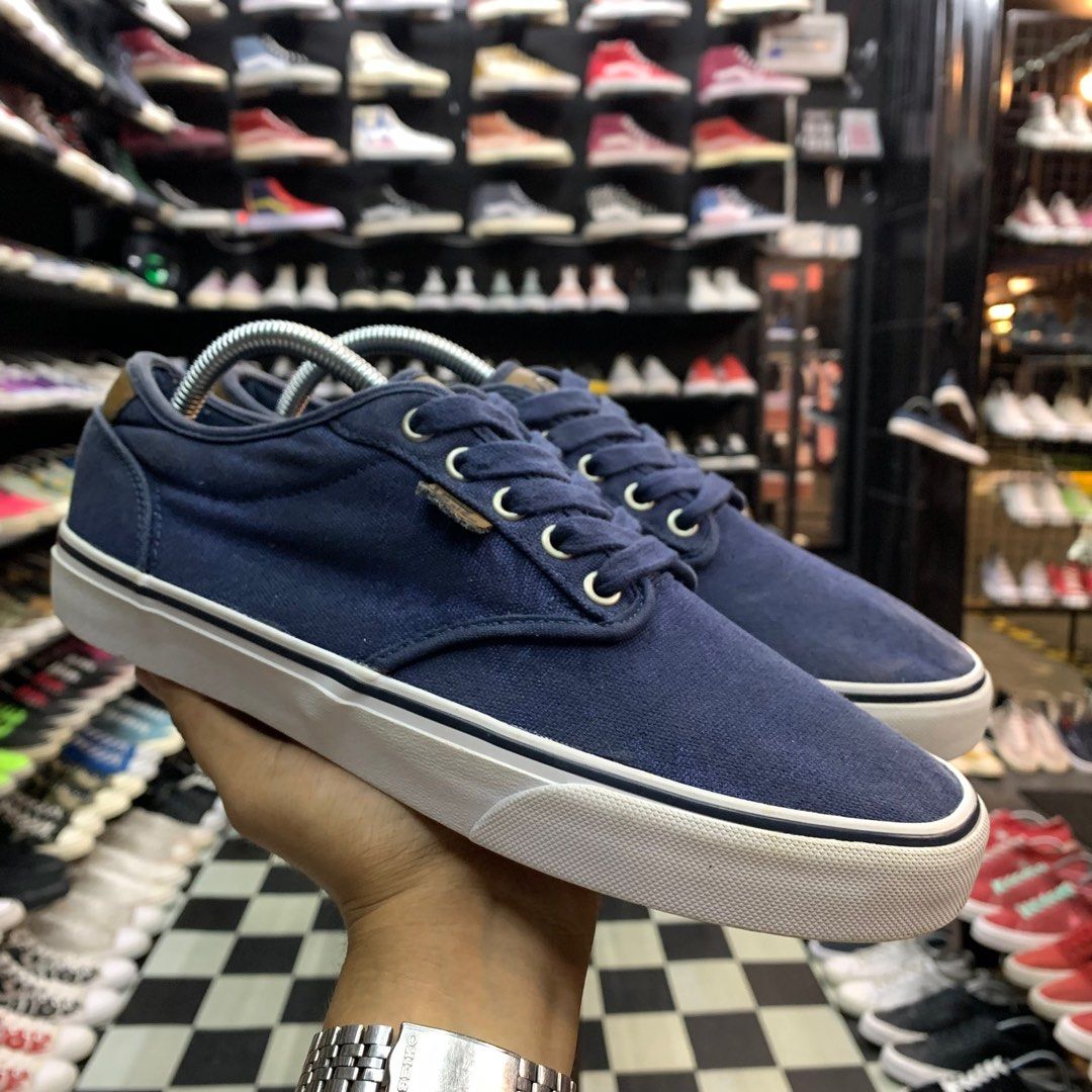 Blue outlet vans atwood
