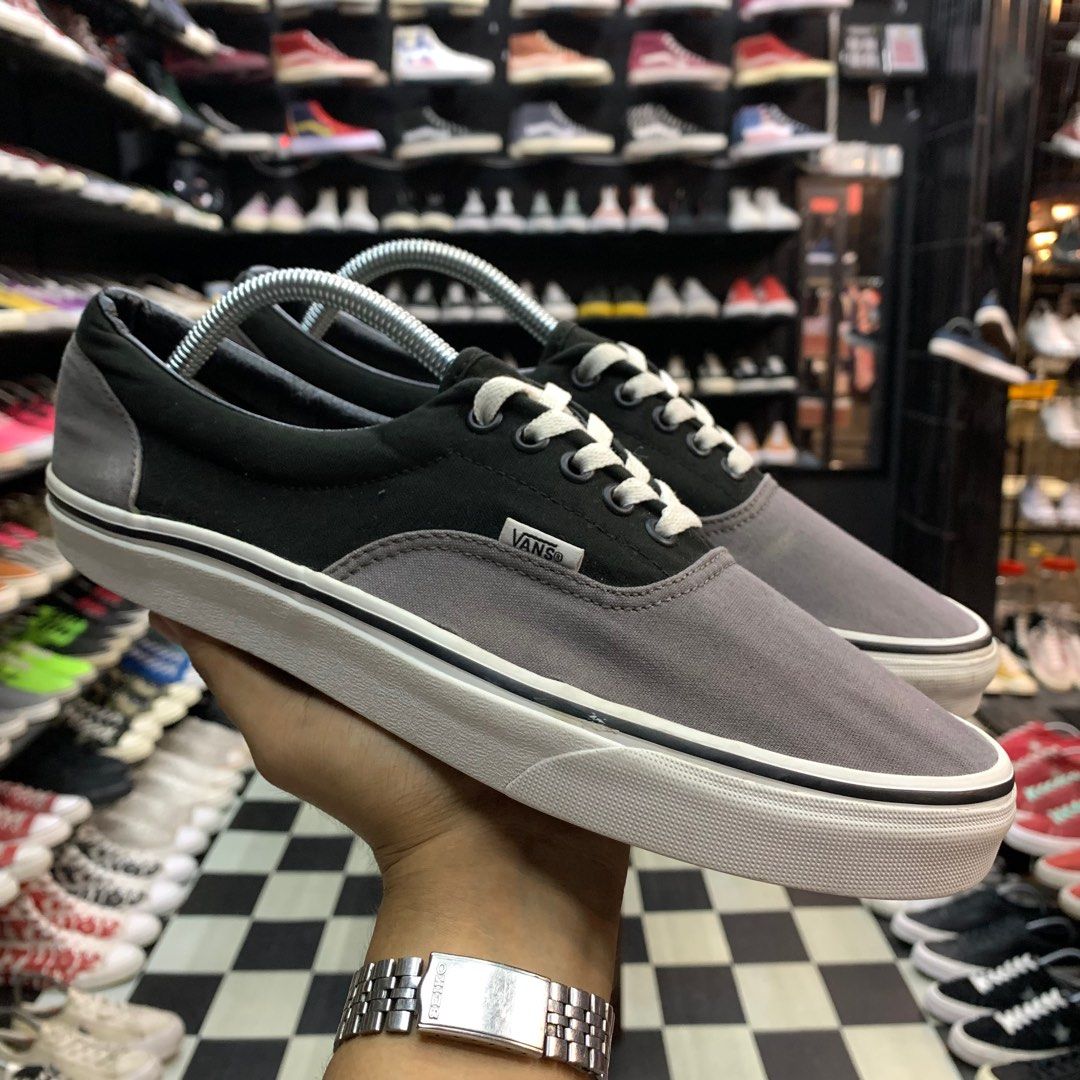 Vans Era Men s Fashion Footwear Sneakers on Carousell