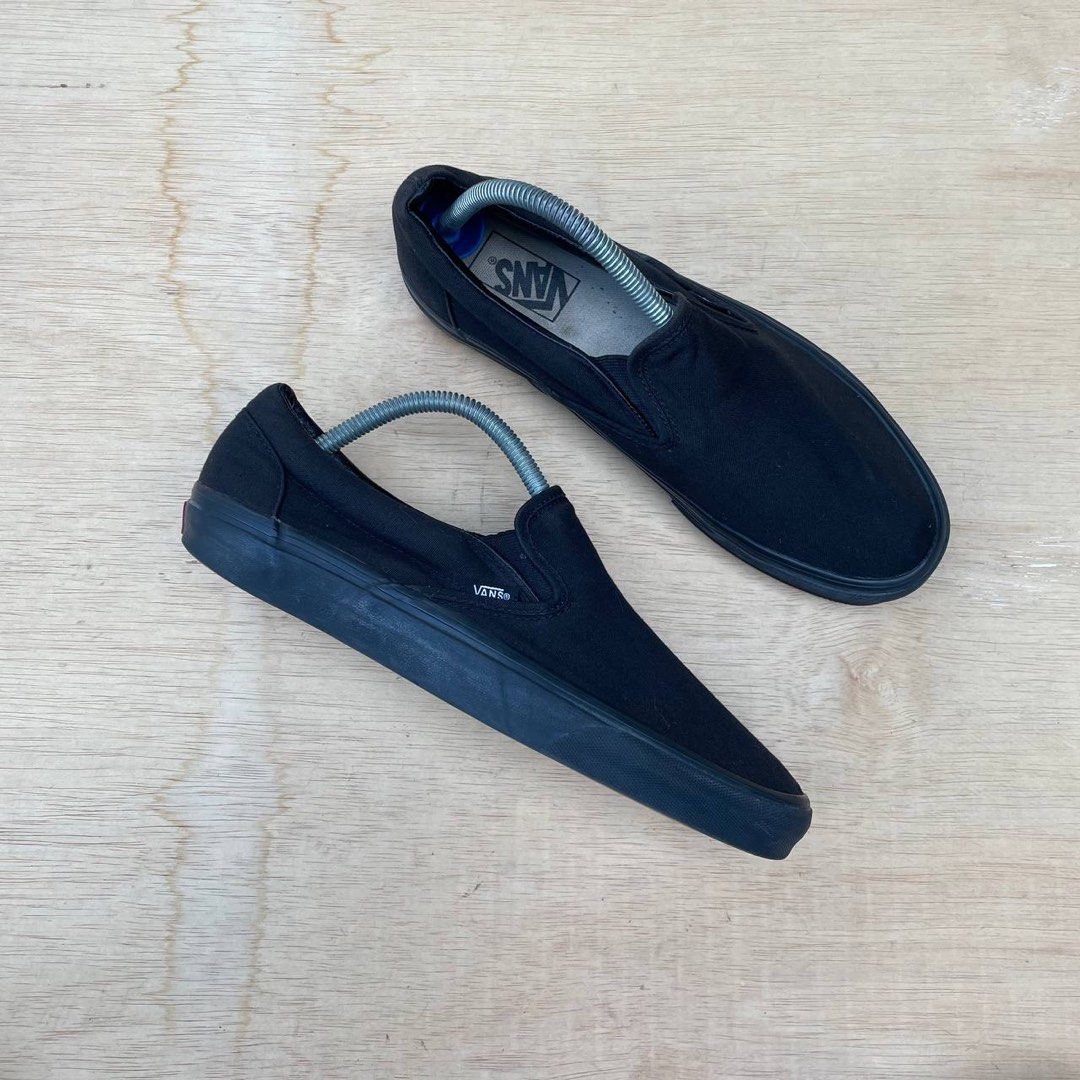 All black top vans 8.5