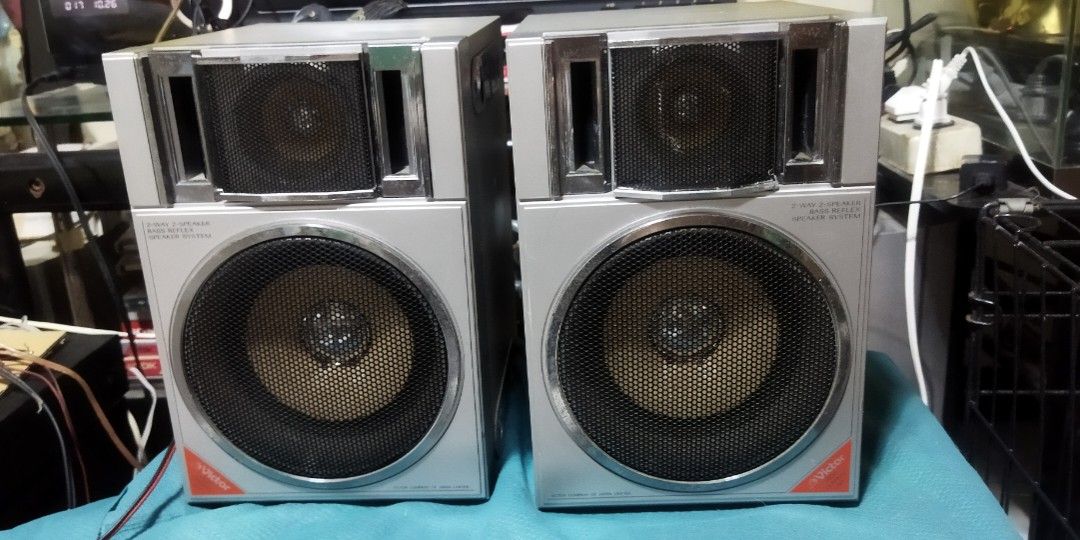 Victor PC-WB300 2 Way Speaker System (Category: Soundbars, Speakers & Amplifiers) located in Pasay City. Submitted by marineljapansurplus (Listing ID 1279518938, Image 1). Description: Ptpa Pls read. Basahin mo Muna.. Price, Specs, location posted to Refrain from asking.. Victor PC-WB300 2 Way Speaker System Bass Reflex Vintage, Classic Design Working Condition Dimension: 9" x 6¼" x 8" Woofer: 6" Impedance: 6ohms 20W Made in Japan Note: no wires 