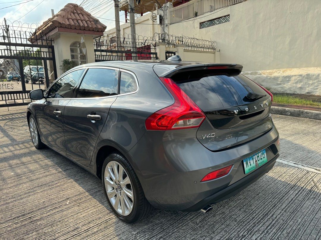 Volvo V40 T4 Turbo Auto (Category: Used Cars) located in Quezon City. Submitted by vincelf (Listing ID 1279503643, Image 3). Description: 2014 Volvo V40 T4 1.6Liters Turbo Gas 6-Speed Automatic Transmission 180-Horsepower Premium Hatchback 1st Own, Color Grey 20TKM Only, All Original Top Condition with Auto-breaking System City Safety + Collision Warning ABS, Curtain Airbags Infotainment Head Unit + Controller Parking Assist + Sensors Dual AC Cli