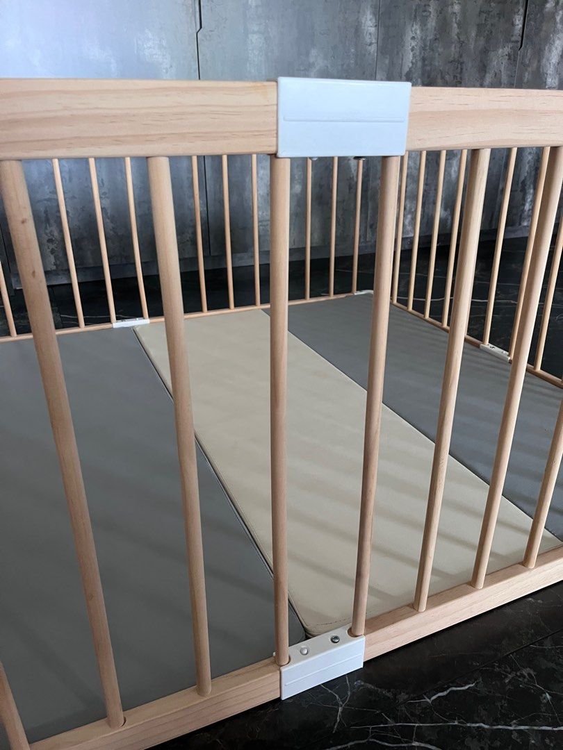 Wooden solid real wood Playpen play pen yard jollybaby jolly baby Luna