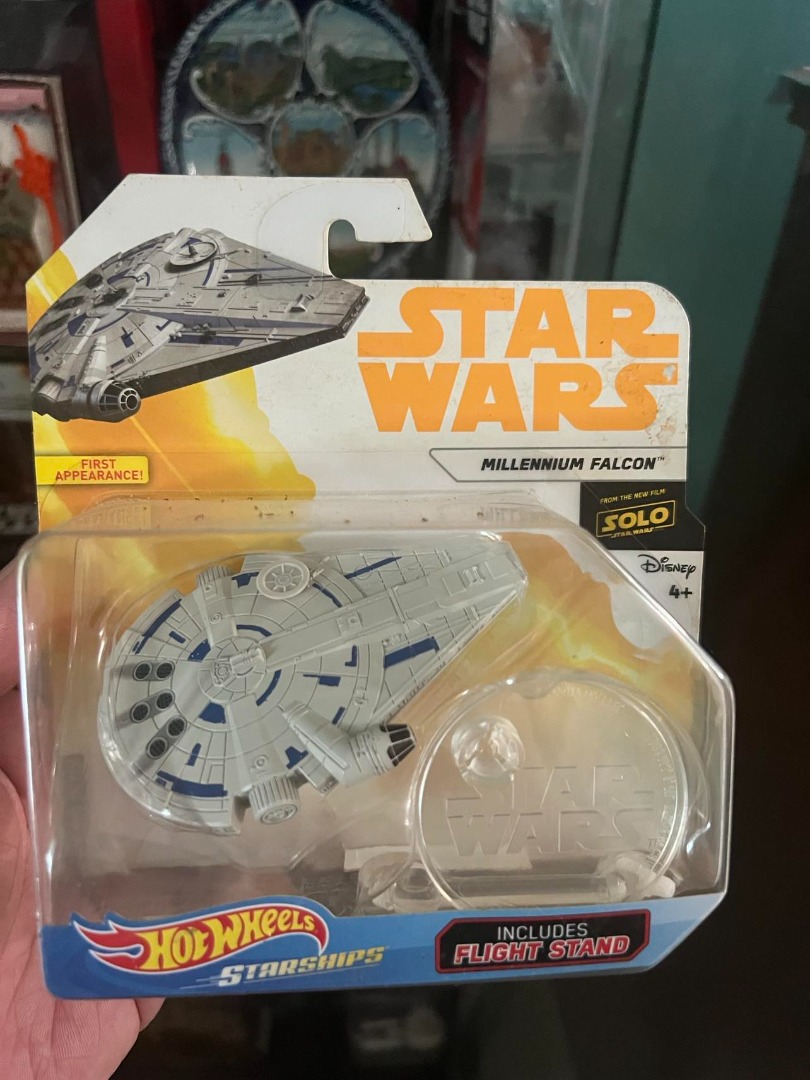 Hot wheels shop millennium falcon solo