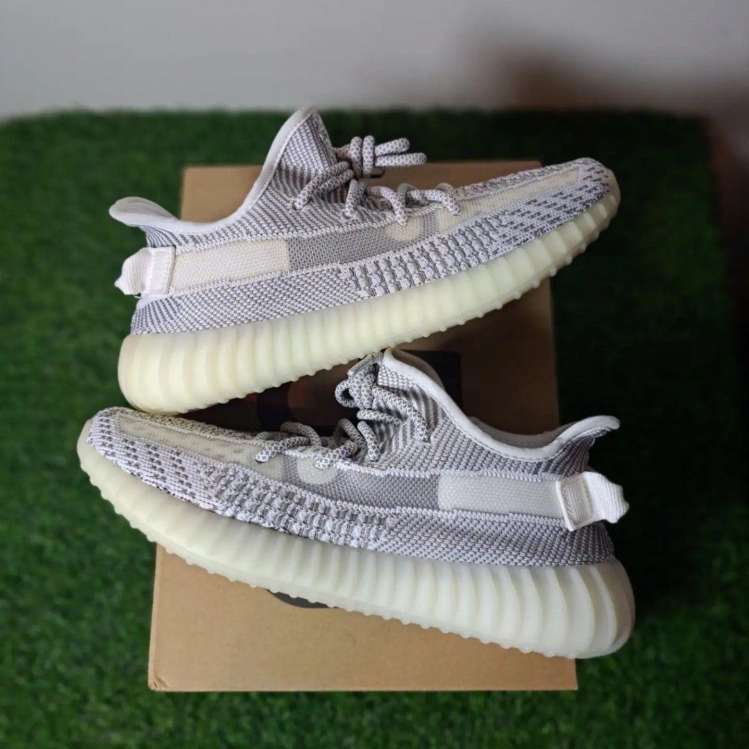 Yeezy discount 32 white