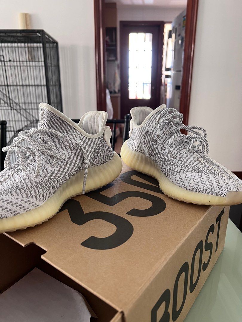 Yeezy best sale 79 static