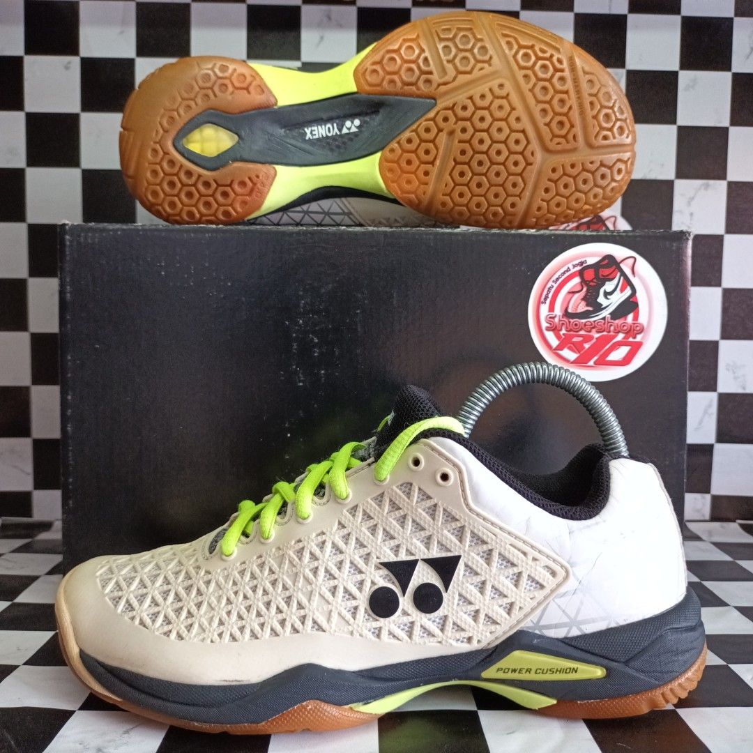Sepatu yonex discount power cushion