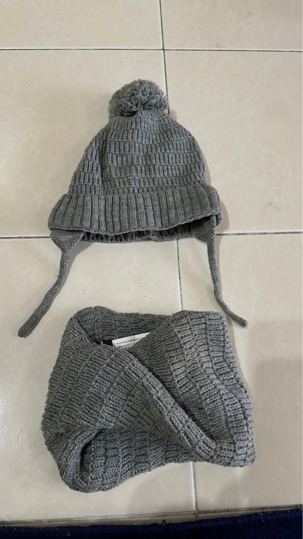 Zara baby hat sales
