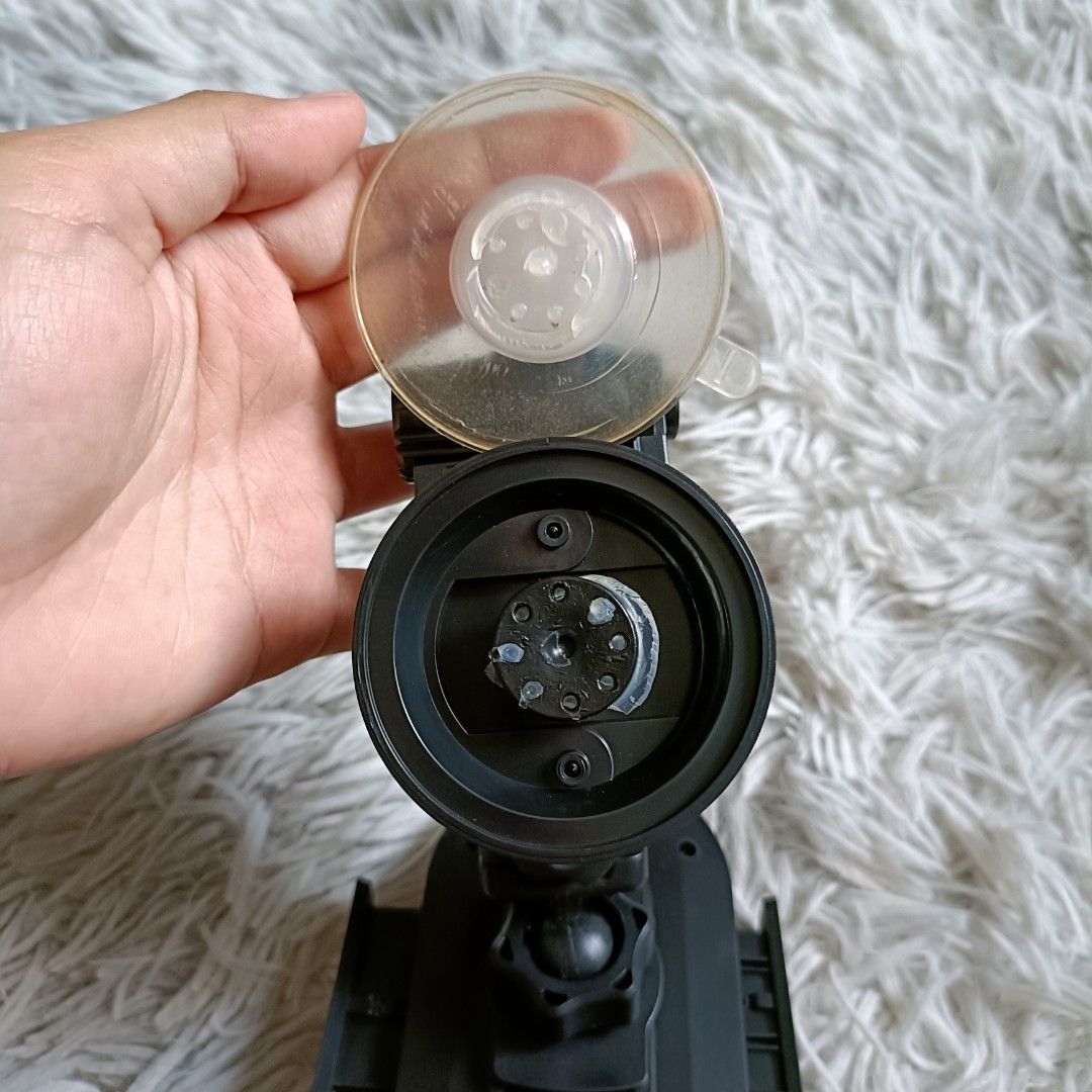 360° Rotating Multi-function Smart Phone Car Mount Holder With Quick Release (Category: Mounts & Holders) located in Bauang. Submitted by glenefinds (Listing ID 1279910242, Image 3). Description: ⚠️minimum spend of 500 *natanggal ung dikit ng suction sa item pero baka pwede pa gawa ng paraan😊 pwede rin malipat ung holder mismo if may other ball joint stand kayo😁 🏷️Orig Price: Php 172 + SF.