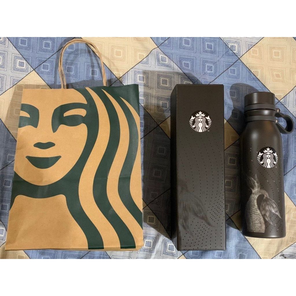 ♥️ *ON HAND with Freebies* ORIGINAL Starbucks Tumbler 2024 Ebony