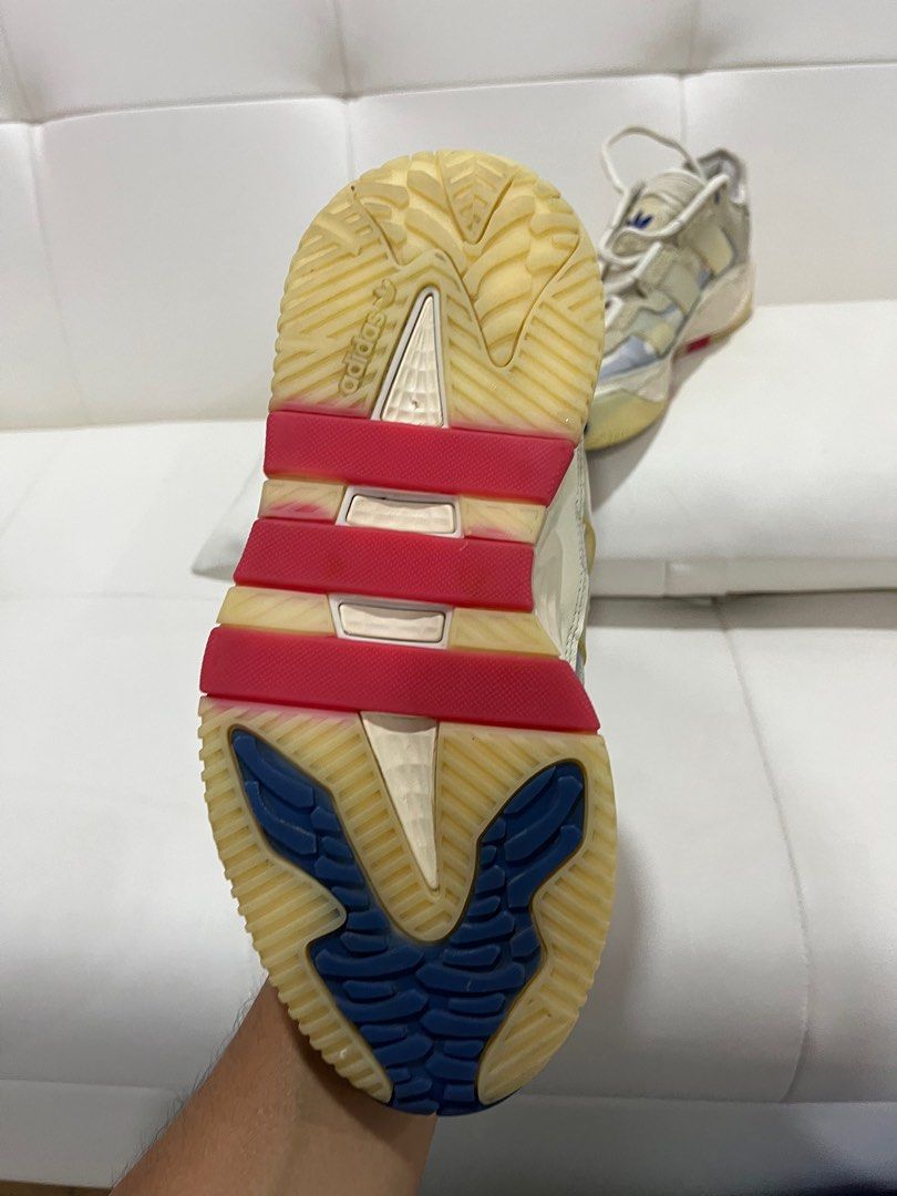 Retro trainers sale store