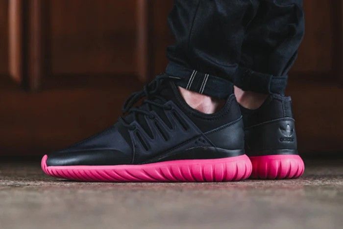 Adidas originals tubular black pink hot sale