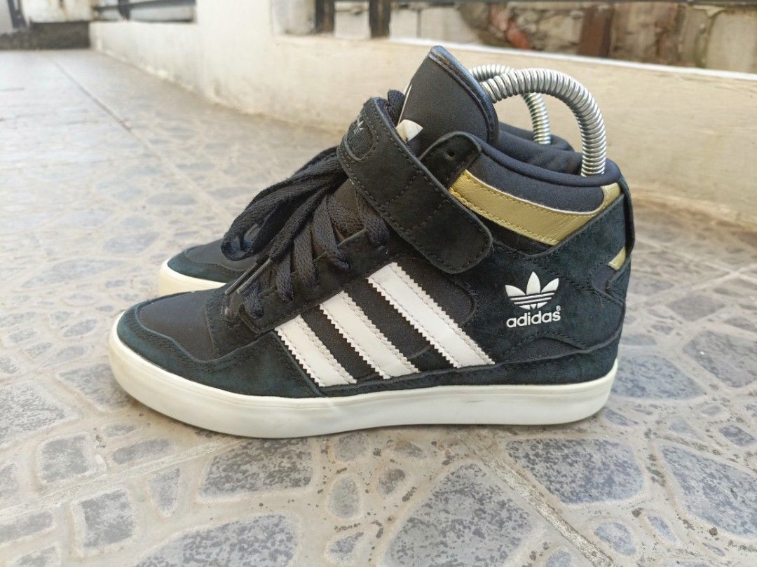 Adidas VRX (harga nett), Fesyen Pria, Sepatu Sneakers di Carousell