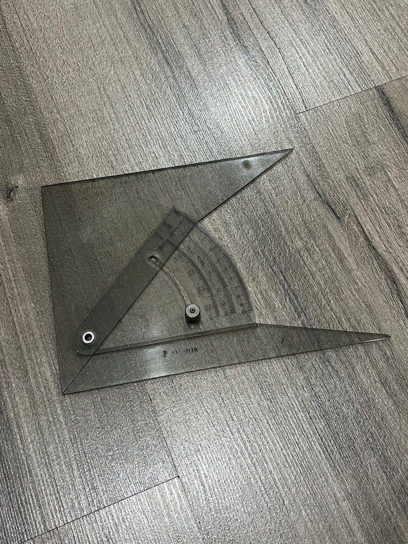 Adjustable Set Square (Category: Home Improvement Tools & Accessories) located in Seremban. Submitted by bbai12 (Listing ID 1279883902, Image 2). Description: All for rm20.