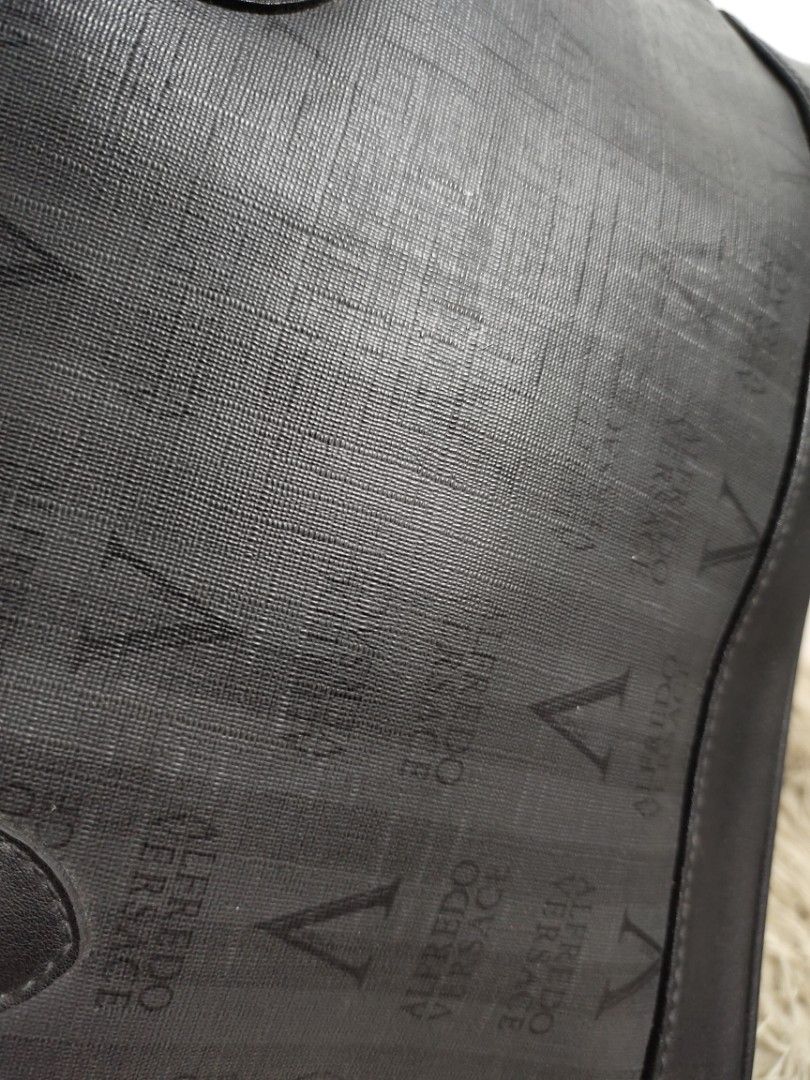 Alfredo Versace Shoulder Bag, Luxury, Bags & Wallets on Carousell