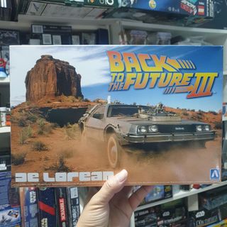 Back To The Future Part 2 Magnetic Levitating Delorean Time Machine 1/20  Kidslogic, Hobbies & Toys, Toys & Games on Carousell