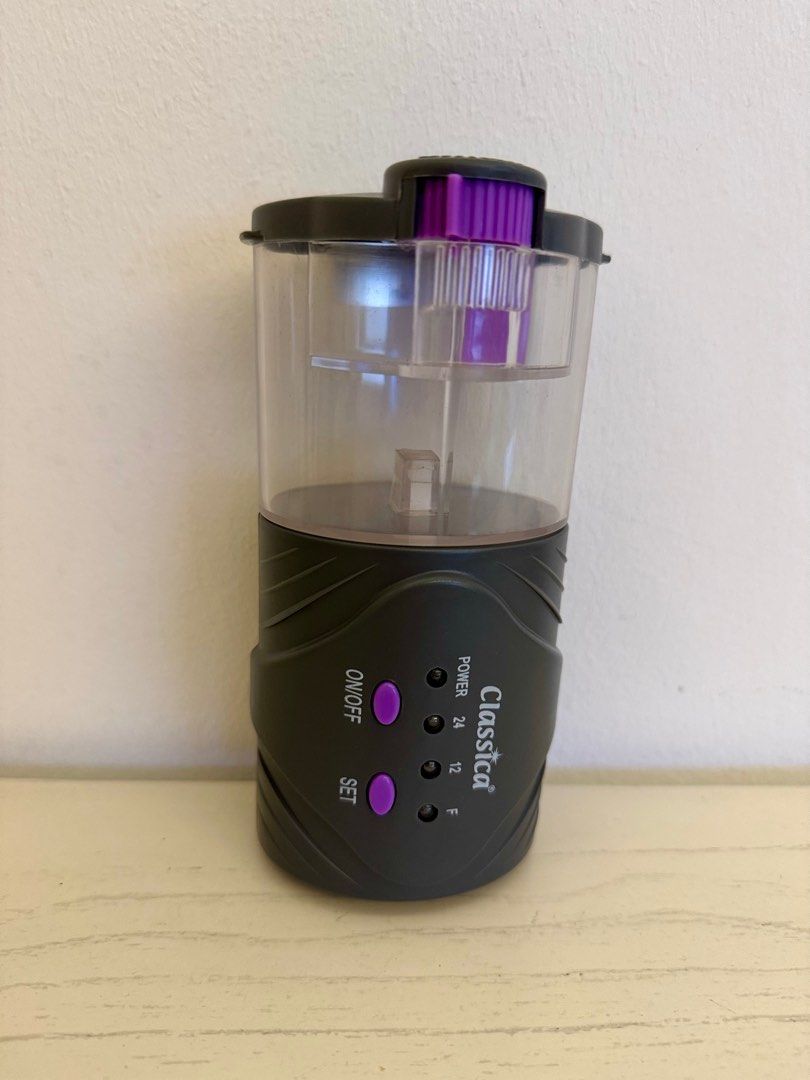 Battery operated fish feeder hot sale