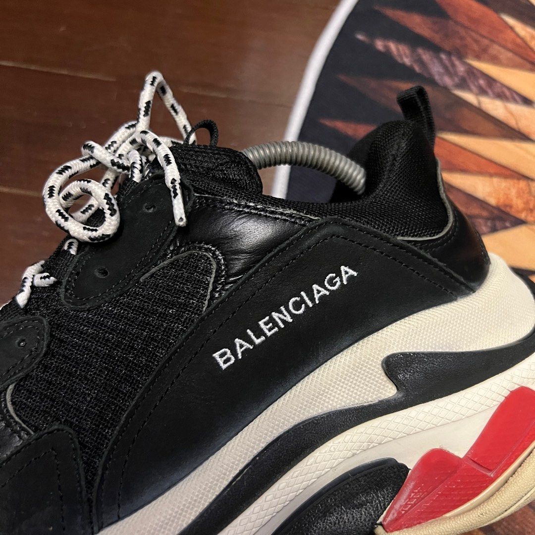 Size 42 deals in balenciaga