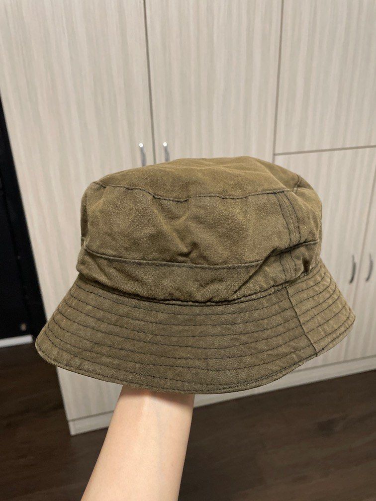 Banana Republic bucket hat Men s Fashion Watches Accessories