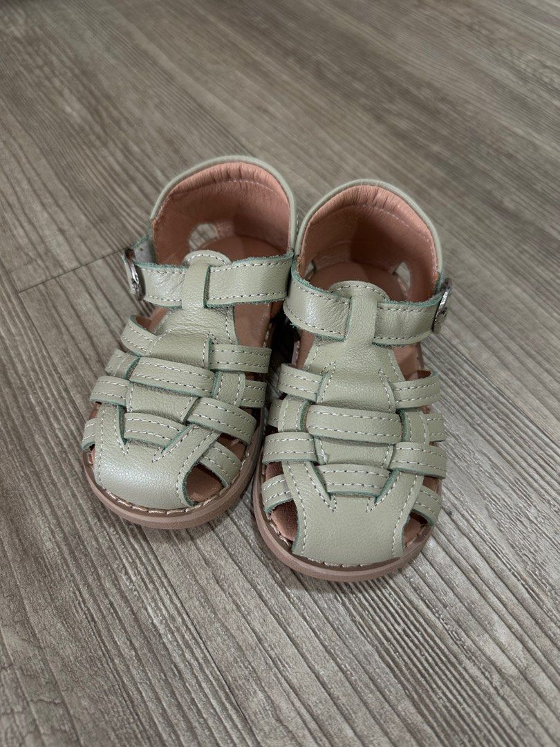 Newborn on sale leather shoes