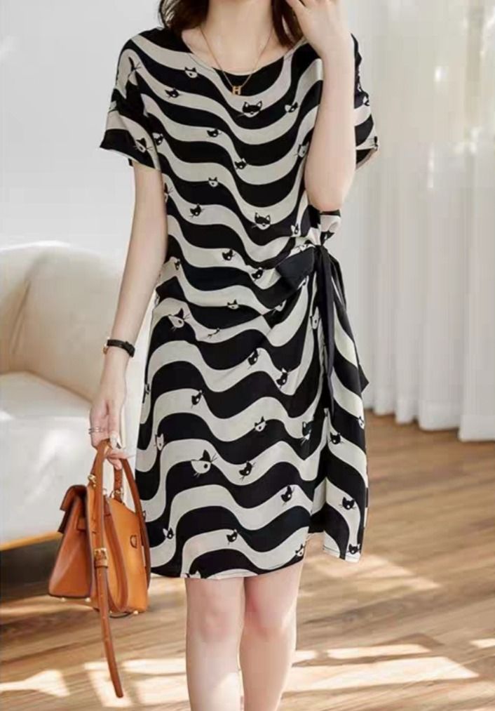 Comfortable Cooling Materials Brand New Ladies CNY Office Dress Size XXL 56cm Shoulder