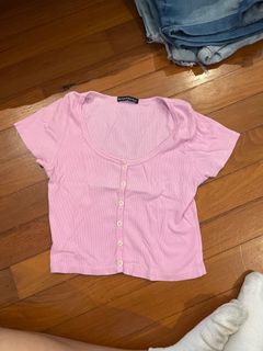 (Category: ) located in . Submitted by seraphina88 (Listing ID 1279801797, Image 1). Description: .