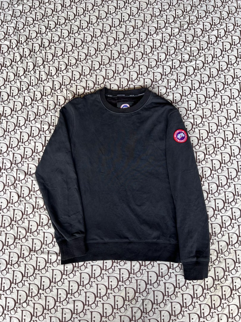 Champion sweater 2025 canada goose