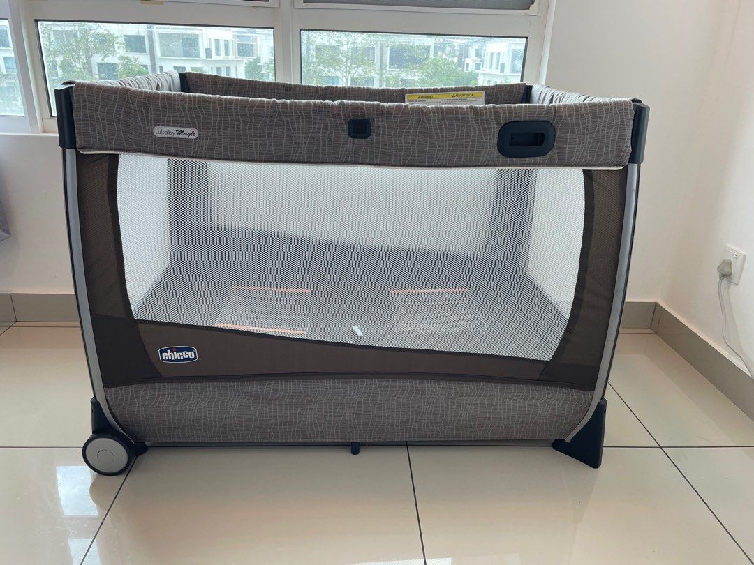 Chicco lullaby sale magic portacot