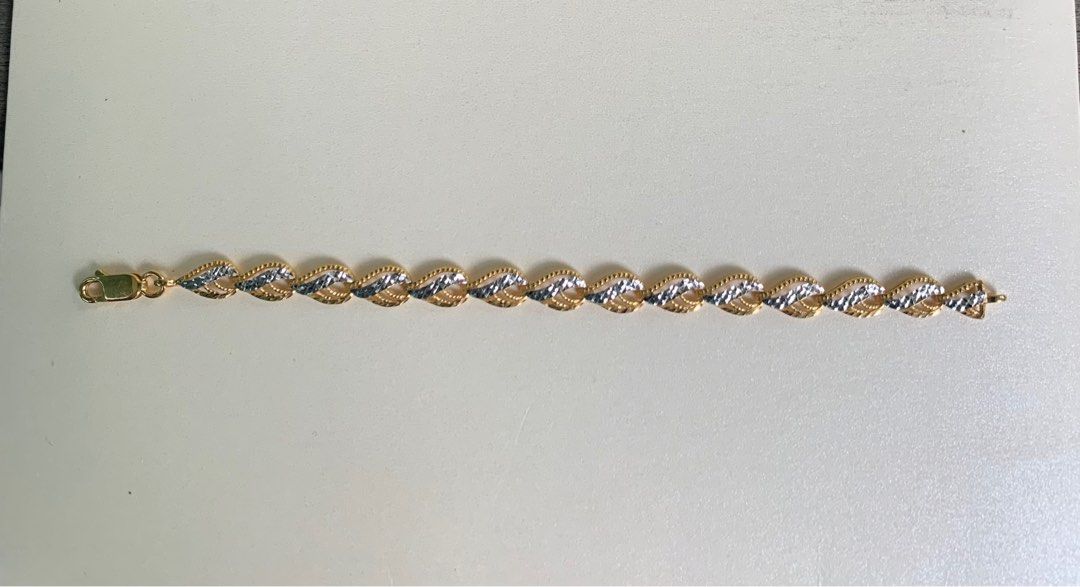 Lee read deals jewelry