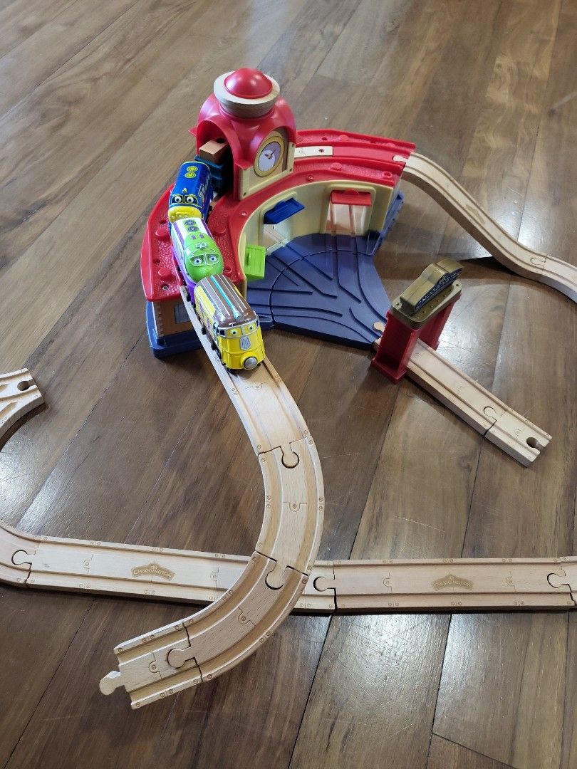 Chuggington hotsell toys tesco