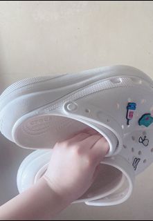 CROCS Crush Clogs w8/size 8 women’s (authentic) from heel2toemnl *CHECK PHOTOS FOR ACTUAL PHOTO AND PROOF OF AUTHENTICITY*