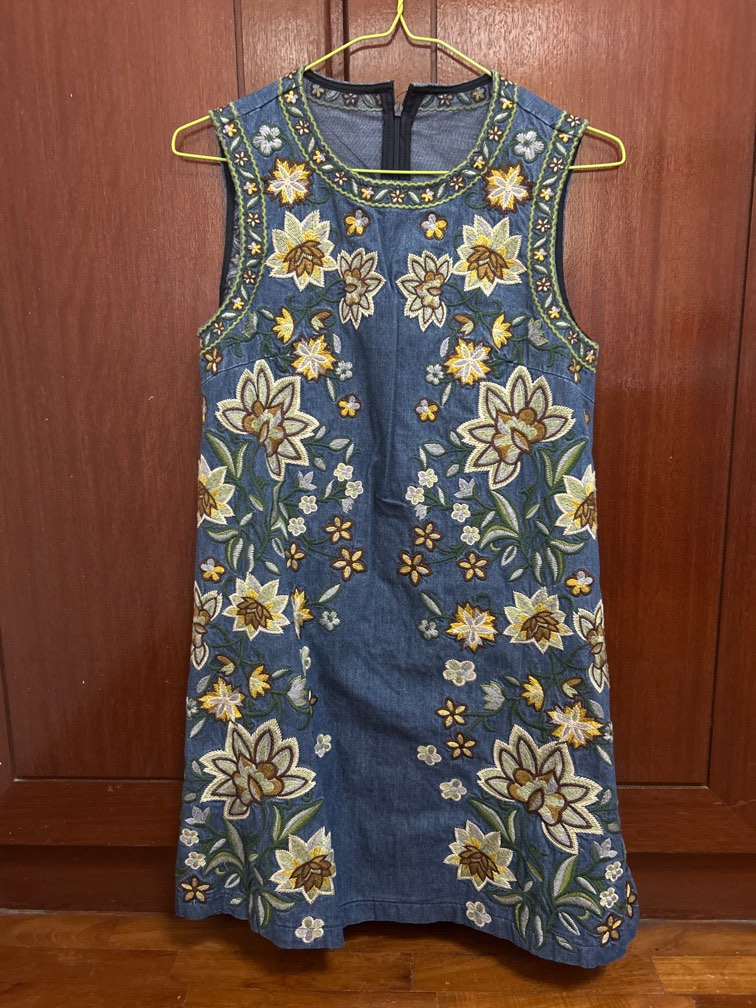 Love and Laughter Denim Washed Flower Dress - Dresses - PinkOrchidFashion