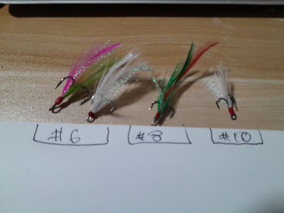 Fishing flies《1.50 each/ Popper fly pre-tied rig @$5 (attach snap and start  luring/fishing immediately!), Sports Equipment, Fishing on Carousell