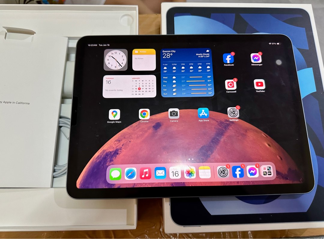 FOR SALE ONLY SLIGHTLY USED iPad AIR GEN 4 64 GIG BLUE WIFI, With