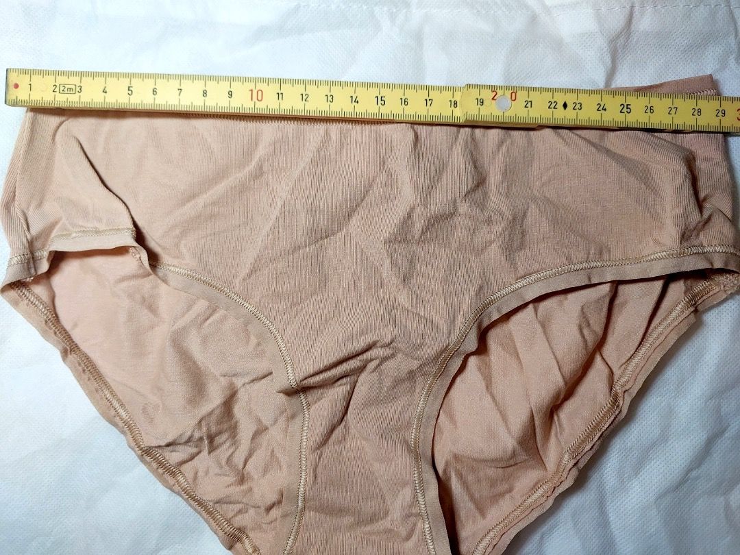 Gap Body Stretch Cotton Hipster Skin Tone/Nude Beige Small 29cm
