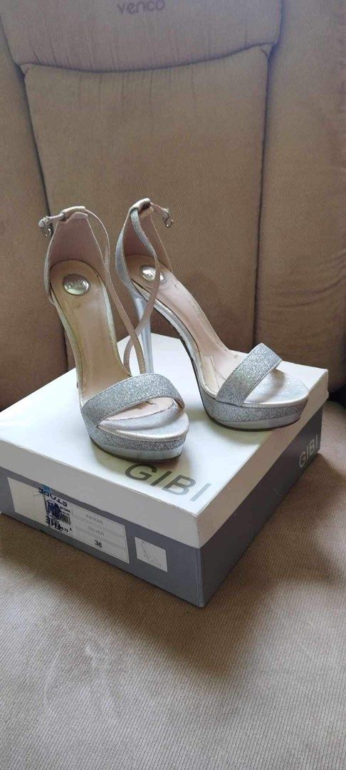 Gibi Heels No issues Women s Fashion Footwear Heels on Carousell