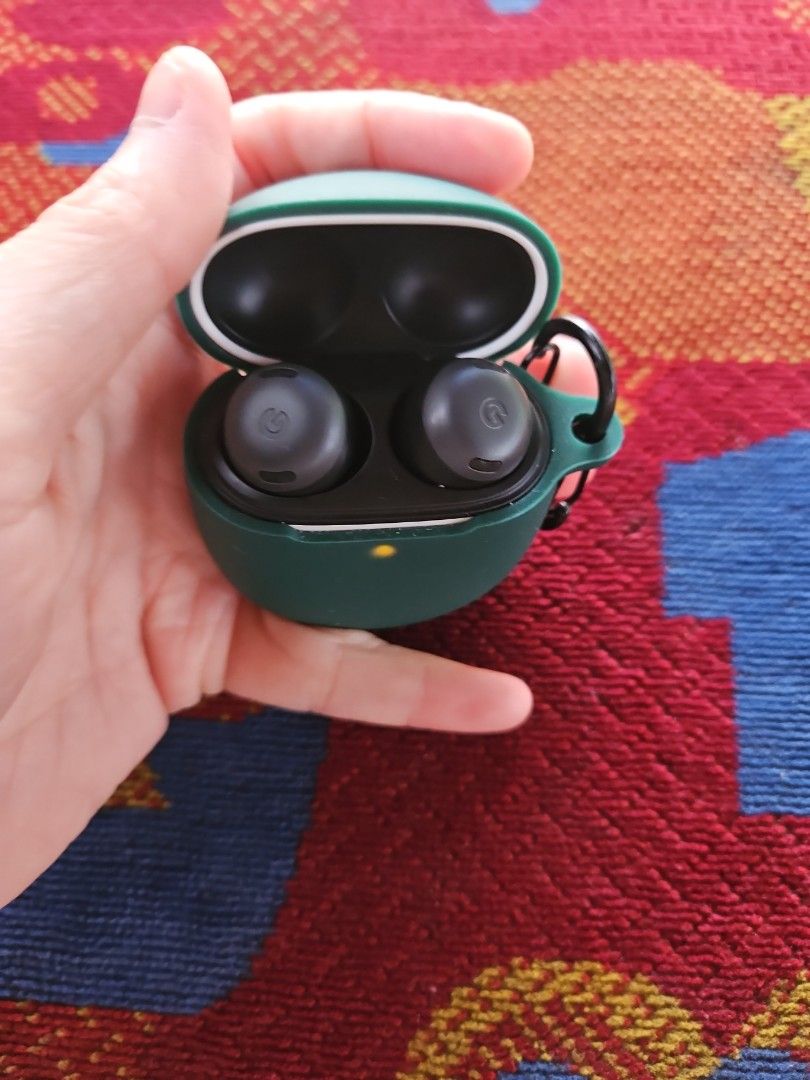 Galaxy buds store plus comply tips