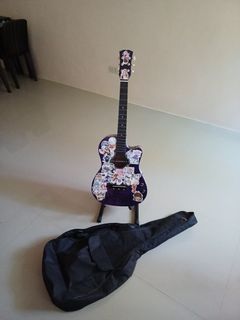 Guitar with Case and stand Accesories