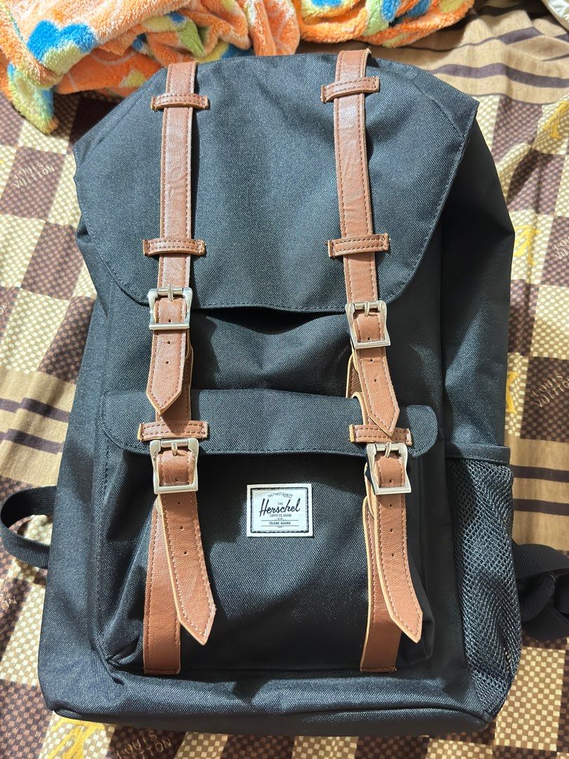 Fake herschel little america sale