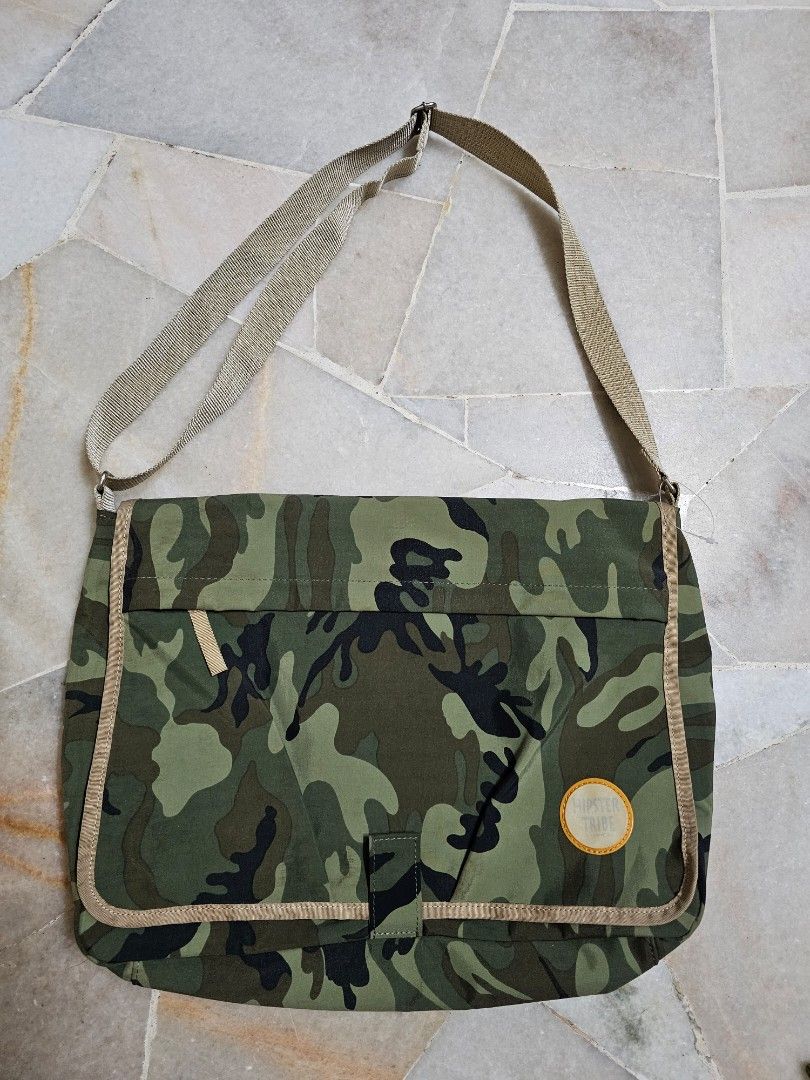 Hipster Tribe Vivayou Messenger Bag Men s Fashion Bags Sling Bags on Carousell
