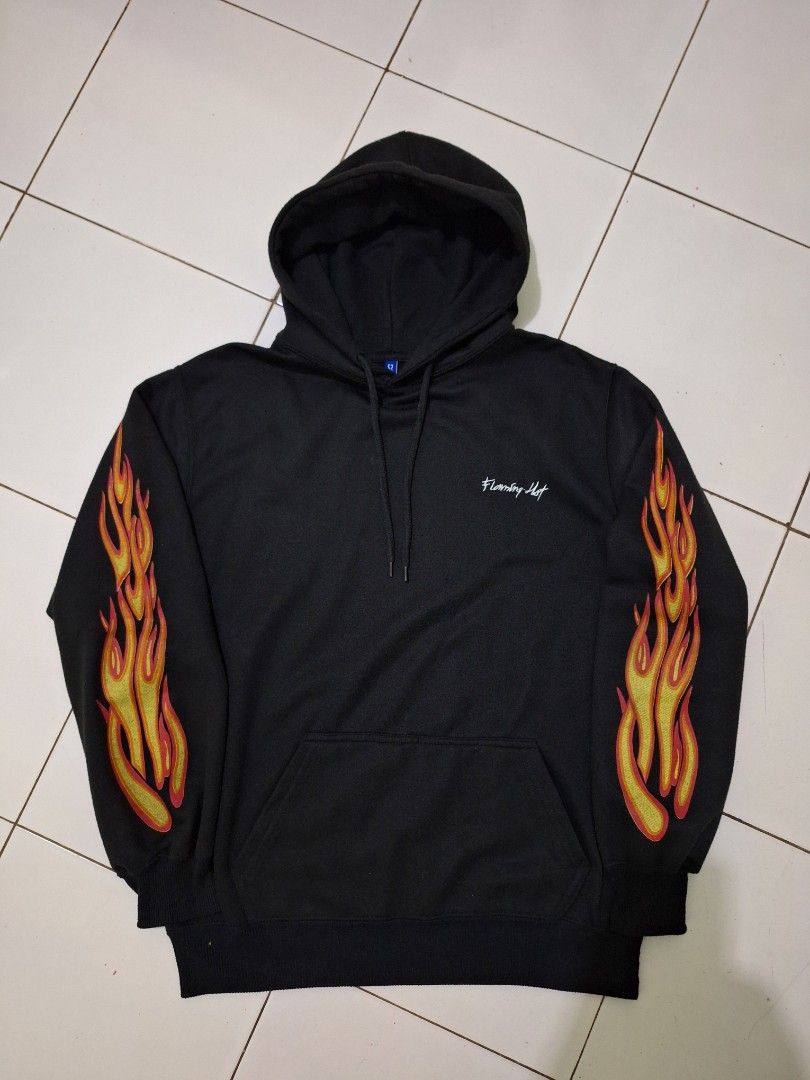 Hoodie flaming hot h m