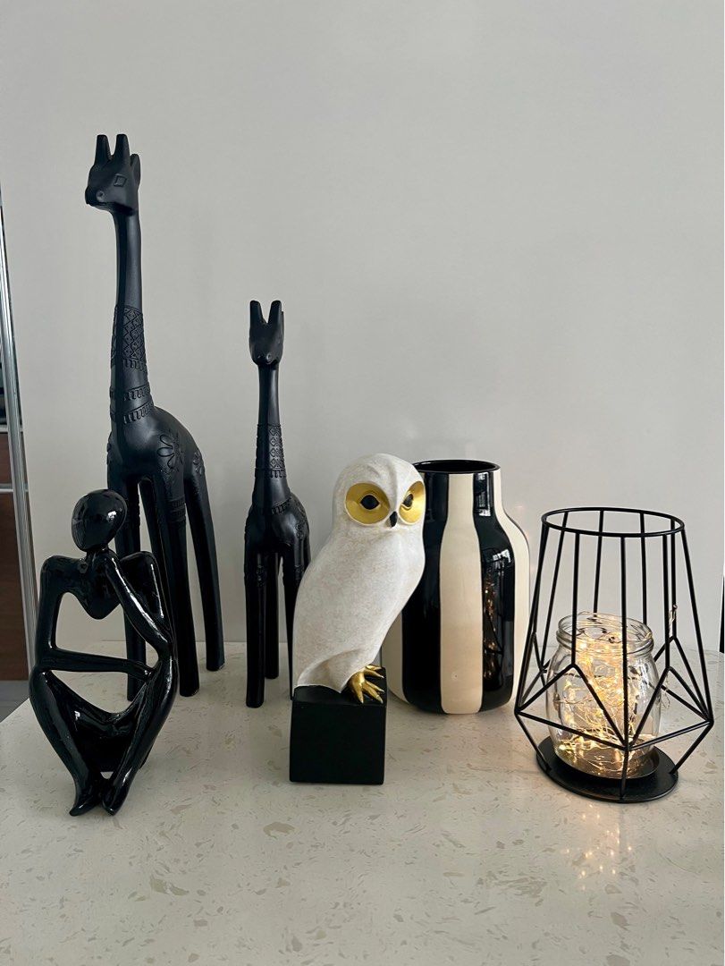 House of decorative accessories shop